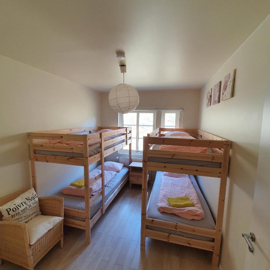 Hvammur 2 Guesthouse Red House Blonduos Buitenkant foto