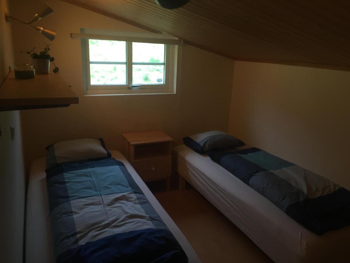 Hvammur 2 Guesthouse Red House Blonduos Buitenkant foto